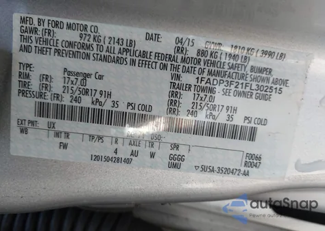 2015 Ford Focus Se z USA, uszkodzony, nr VIN 1FADP3F21FL302515